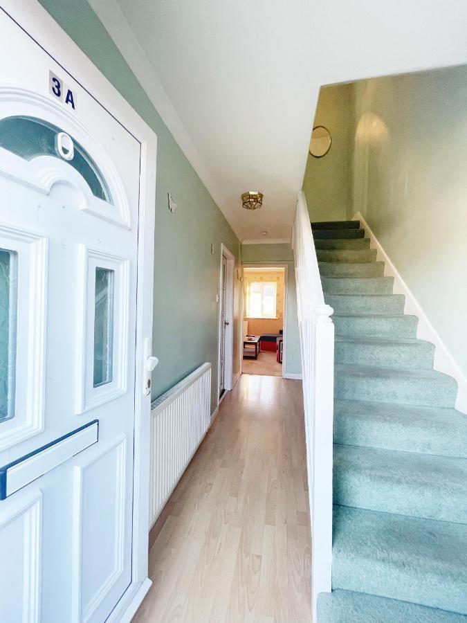 Ferienwohnung 3 Bed Duplex Flat, Free Wifi & Netflix, Ideal For Contractors Gravesend Exterior foto